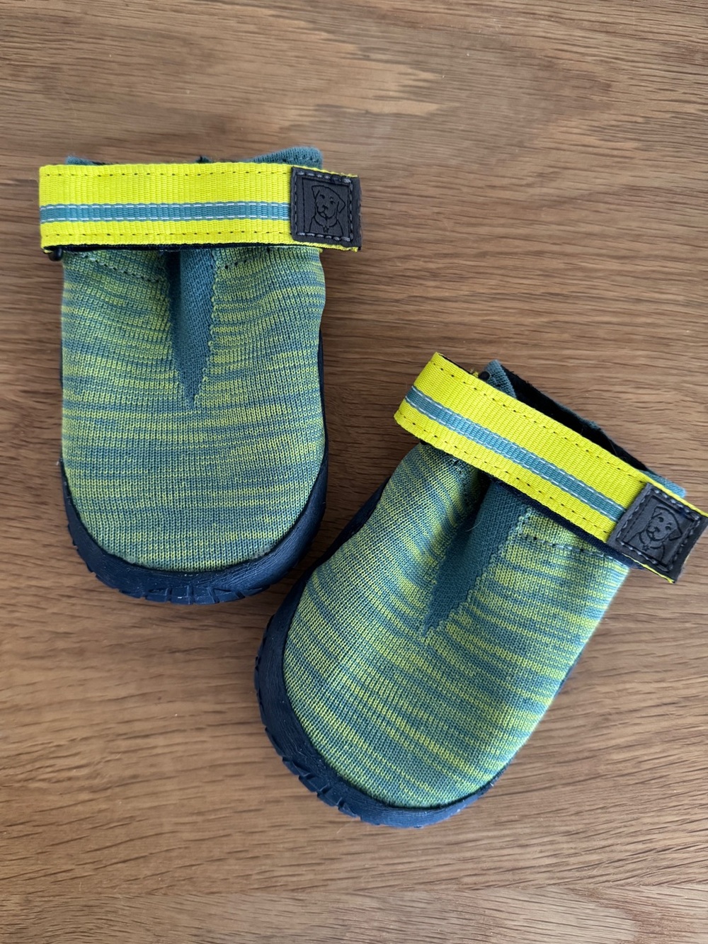 Ruffwear Hi & Light Dog Shoes, River Rock Green, size 2.75
